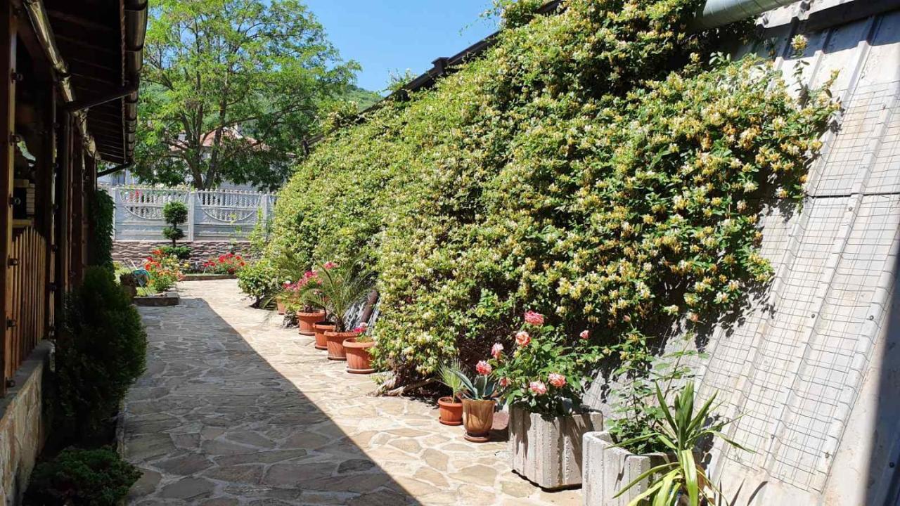 Marianas Guesthouse Obzor Dış mekan fotoğraf