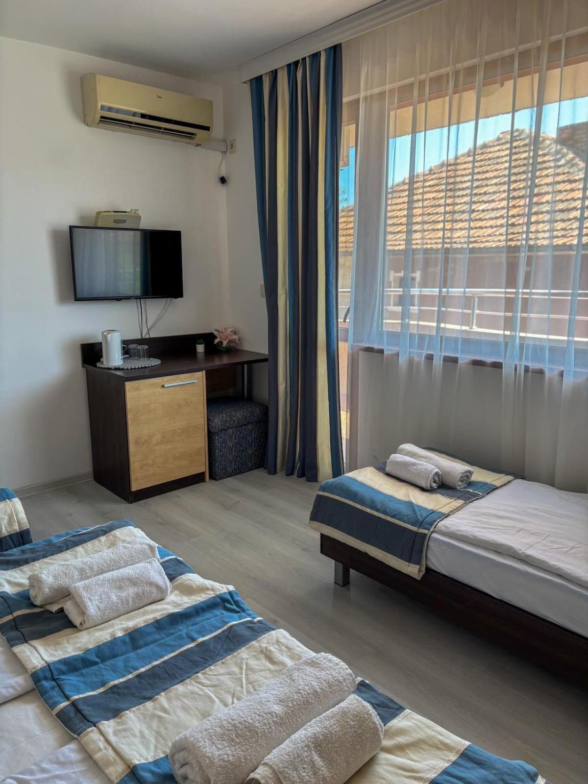 Marianas Guesthouse Obzor Dış mekan fotoğraf