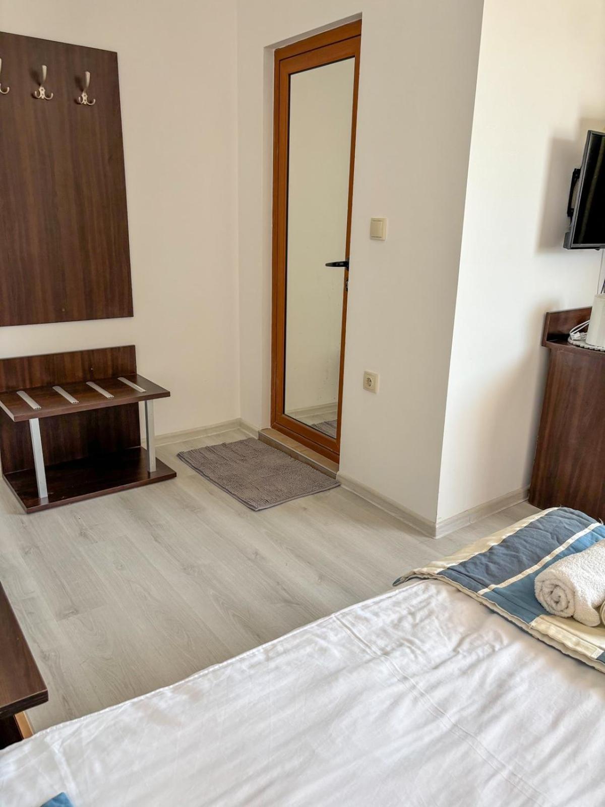 Marianas Guesthouse Obzor Dış mekan fotoğraf
