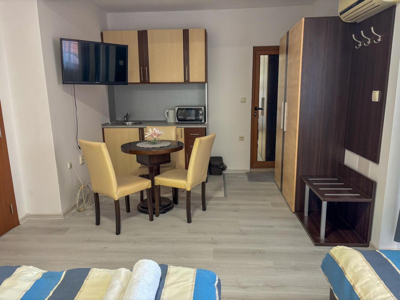 Marianas Guesthouse Obzor Dış mekan fotoğraf